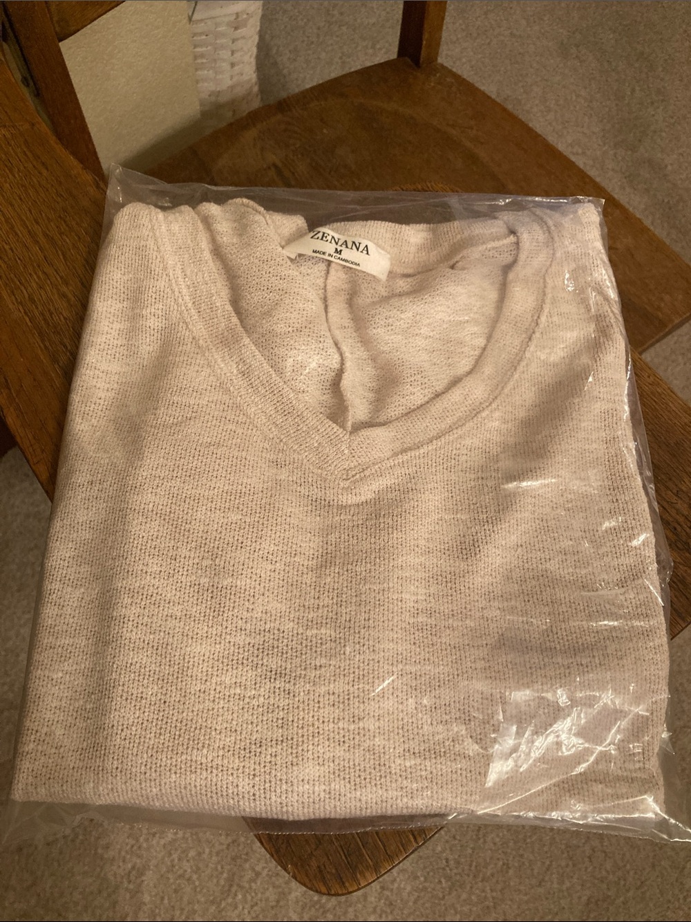 ZENANA Oversized Crop Top V-Neck Size M NIP - Picture 8 of 9